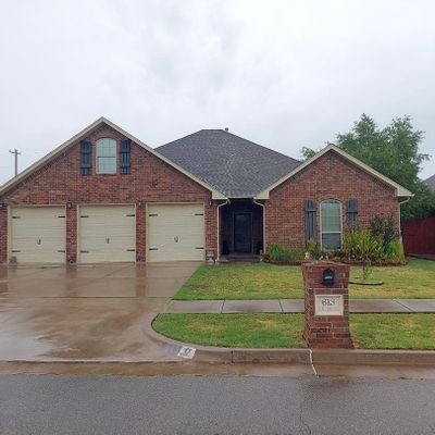 613 Sw 28 Th St, Moore, OK 73160