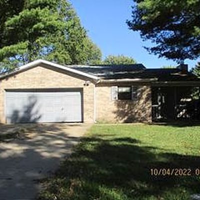 614 Country Meadow Ln, Belleville, IL 62221