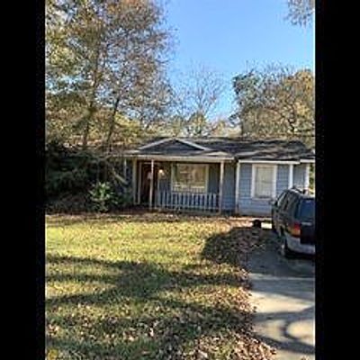 614 Old Perry Rd, Kathleen, GA 31047