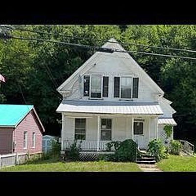 62 Andover St, Ludlow, VT 05149