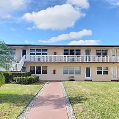 63 Coventry C, West Palm Beach, FL 33417