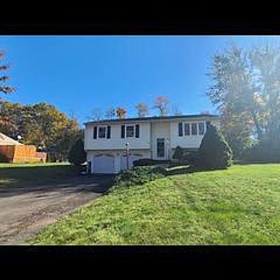 63 Saw Mill Dr, Wallingford, CT 06492