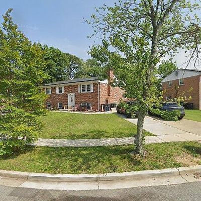 6306 Brinkley Ct, Temple Hills, MD 20748