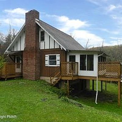 634 Kunkle Rd, Harveys Lake, PA 18618