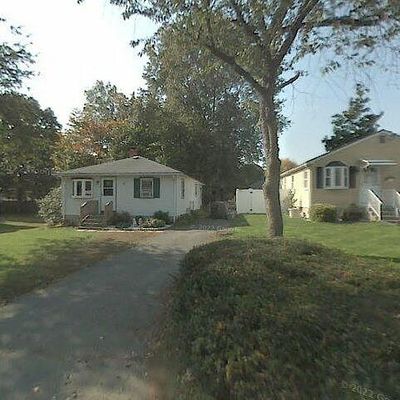 64 Roosevelt Ave, Westfield, MA 01085