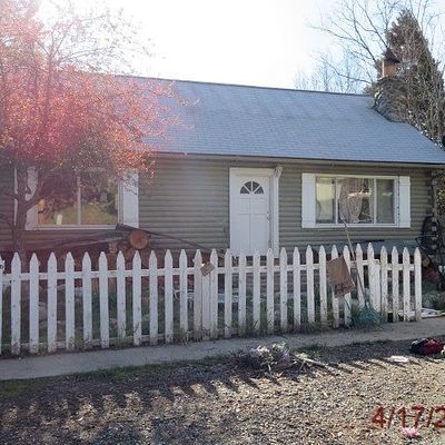 640 Wilcox St, Etna, CA 96027