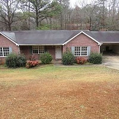 82 Oakwood Dr, Cedartown, GA 30125