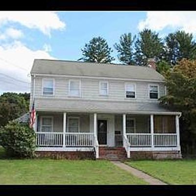 83 Pitkin St, Manchester, CT 06040