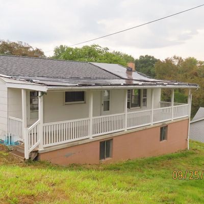 86 Addison Ave, Ridgeley, WV 26753