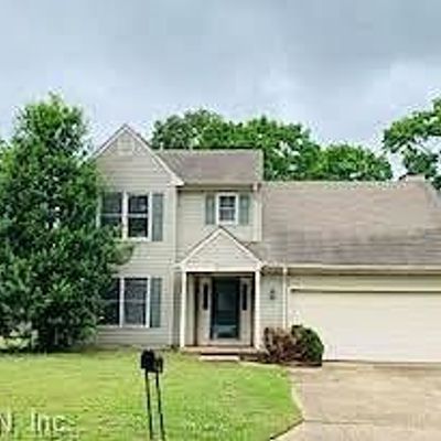 871 Yorkshire Ln, Newport News, VA 23608