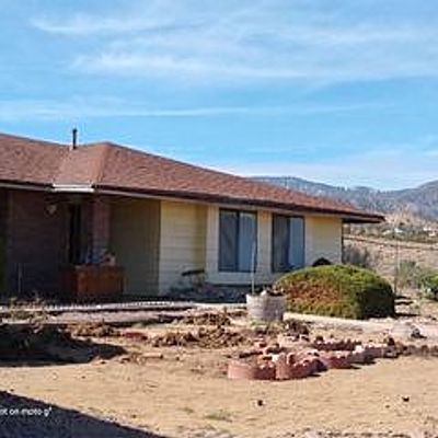 8767 Malpaso Rd, Phelan, CA 92371