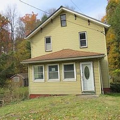 88 Old Plank Rd, Butler, PA 16001