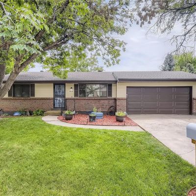 8858 W Harvard Pl, Lakewood, CO 80227