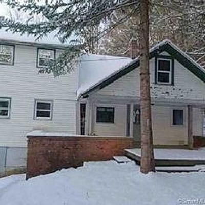 899 New Litchfield St, Torrington, CT 06790