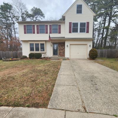 9 Hunter Ct, Atco, NJ 08004