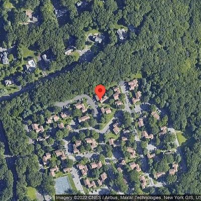 90 Penny Meadow Ln #C, Stratford, CT 06614