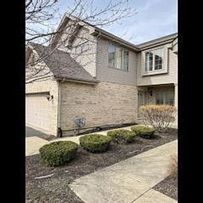 9004 Newcastle Ct, Tinley Park, IL 60487