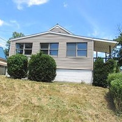 913 Orchard Avenue, East Huntingdon, PA 15683