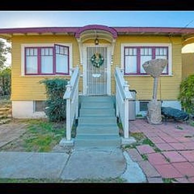 930 44 29th St., San Diego, CA 92102