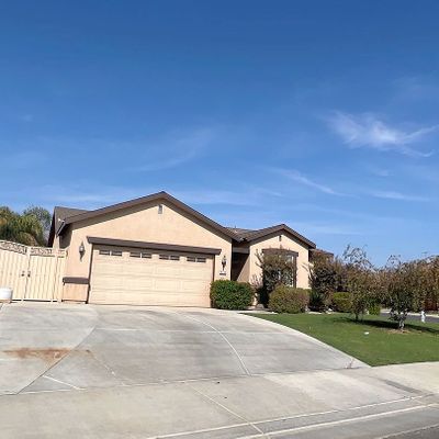 9300 Cadbury Dr, Bakersfield, CA 93311