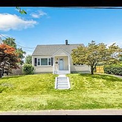 75 Fairview Ave, Stratford, CT 06614