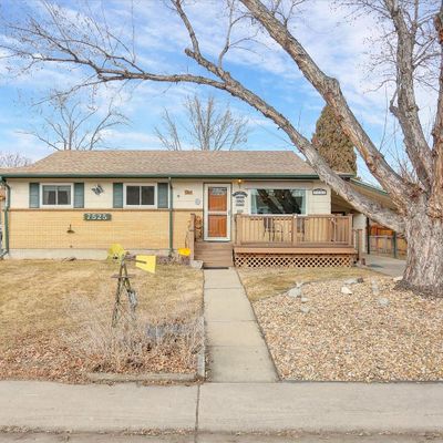 7525 W Calahan Ave, Lakewood, CO 80232