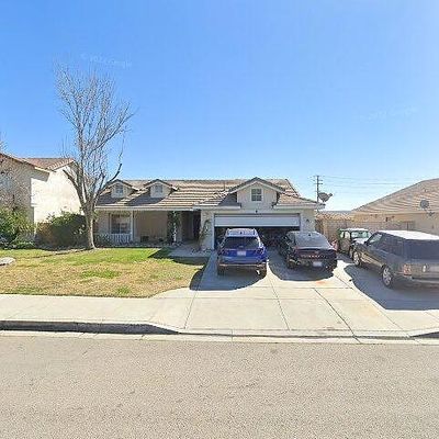 7685 Stoney Creek Ct, Highland, CA 92346