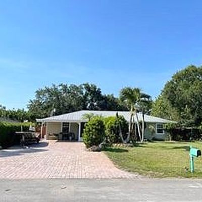 7706 Belleair Ave, Fort Pierce, FL 34951