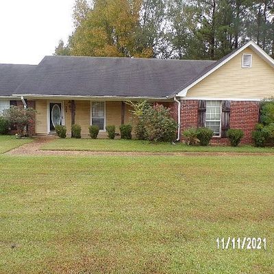 782 Highpoint Dr, Byram, MS 39272