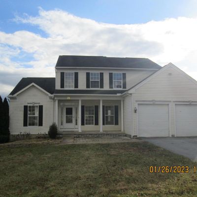 79 Thayers Gull Dr, Martinsburg, WV 25405