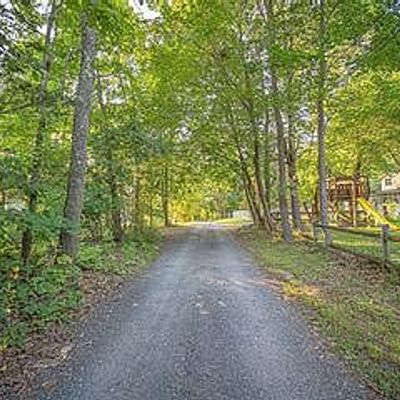 8 Kennedy Ln, Monroe, NY 10950