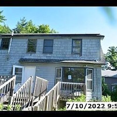 80 Stafford Rd, Ellington, CT 06029