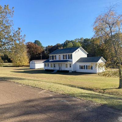 800 Gin Pond Dr, Saulsbury, TN 38067