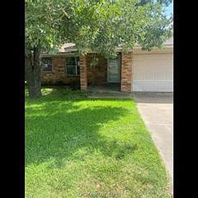 800 Rio Grande Ln, Bryan, TX 77801