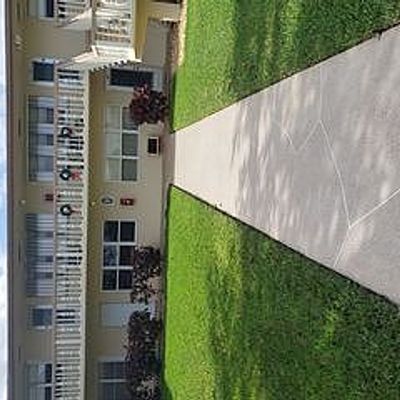 81 Bedford D, West Palm Beach, FL 33417