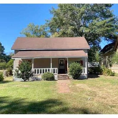 813 S Chestnut St, Aberdeen, MS 39730