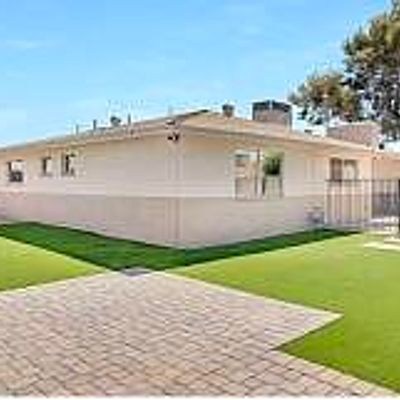 8136 N 55 Th Ave, Glendale, AZ 85302