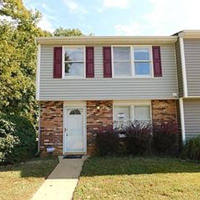 8156 Clovertree Ct, North Chesterfield, VA 23235