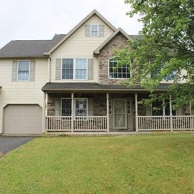 816 Lindia Drive 24, Chambersburg, PA 17202