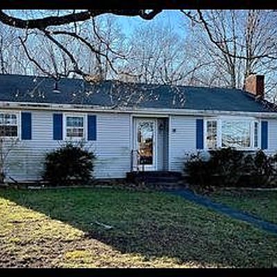 95 Training Hill Rd, Middletown, CT 06457