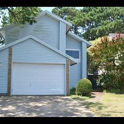 953 Lord Dunmore Dr, Virginia Beach, VA 23464