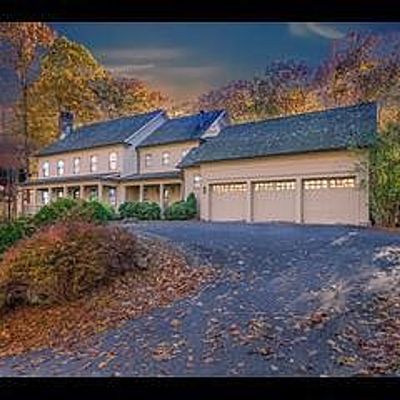 97 Upper Shad Rd, Pound Ridge, NY 10576