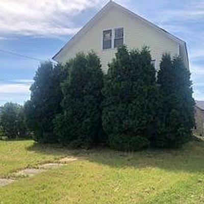 977 Granville St, Poultney, VT 05764