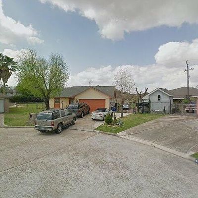 13627 Wood Terrace Dr, Houston, TX 77038