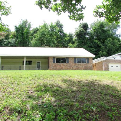 1408 State Line Rd, Elizabethton, TN 37643