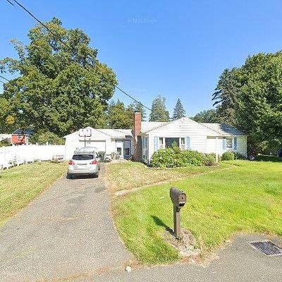 24 Capitol Rd, Springfield, MA 01119