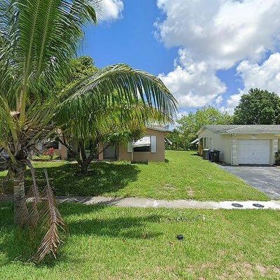 3515 Nw 28 Th St, Lauderdale Lakes, FL 33311