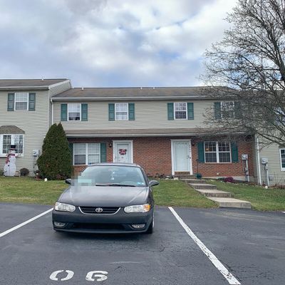 2906 Marvin Dr, Reading, PA 19608