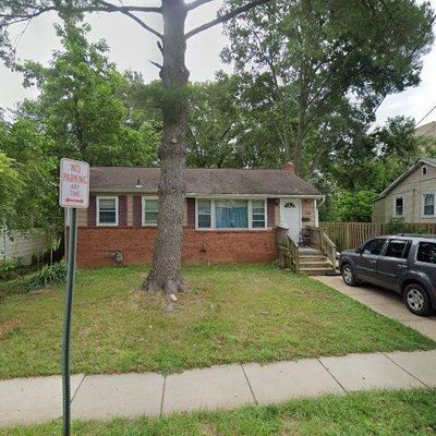 6017 44 Th Ave, Hyattsville, MD 20781