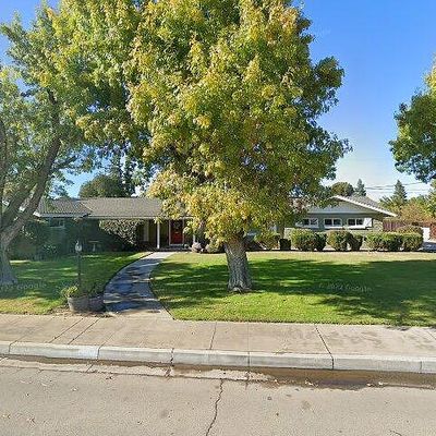 704 Ventura Ave, Chowchilla, CA 93610